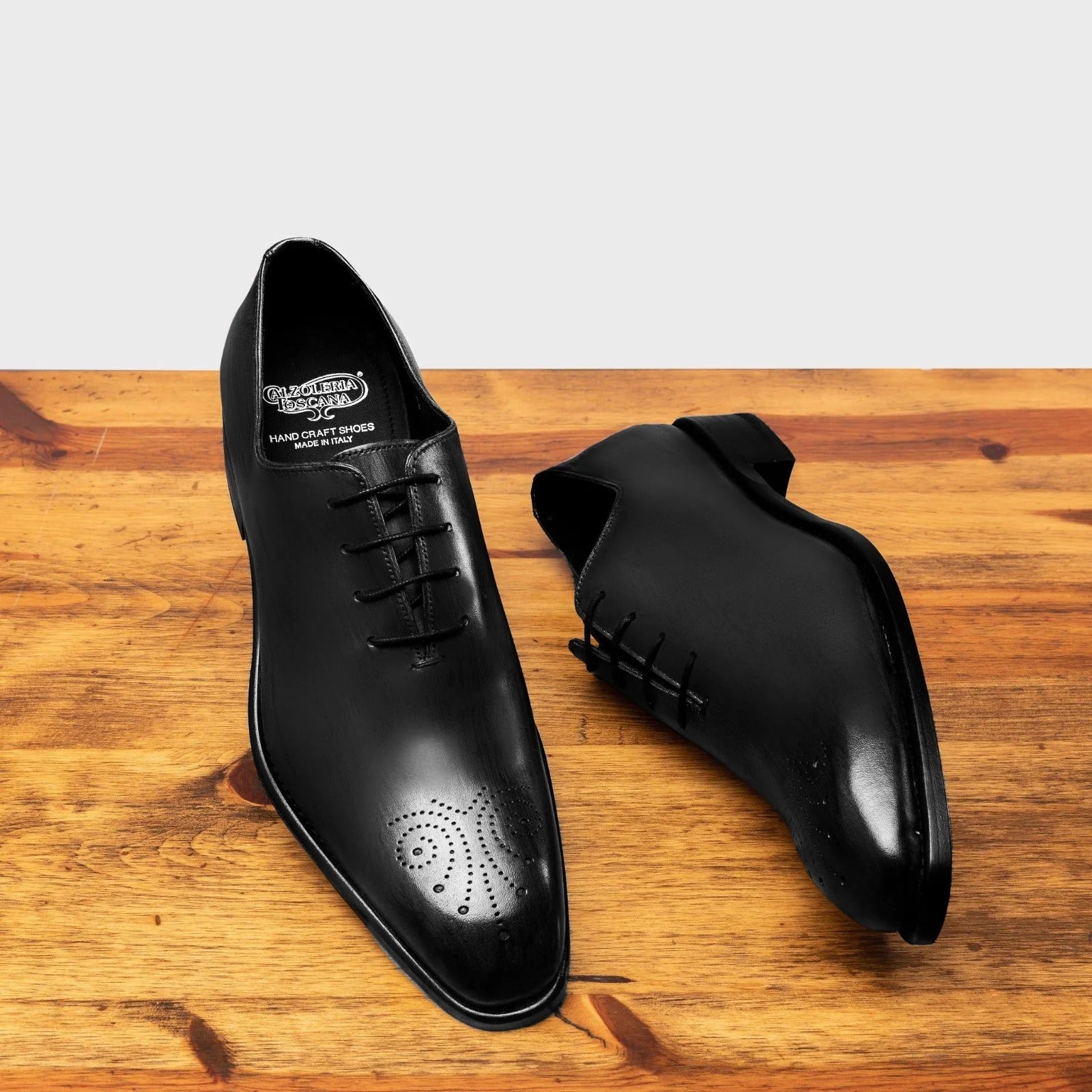 Calzoleria Toscana Cayenne Calf Wholecut Balmoral